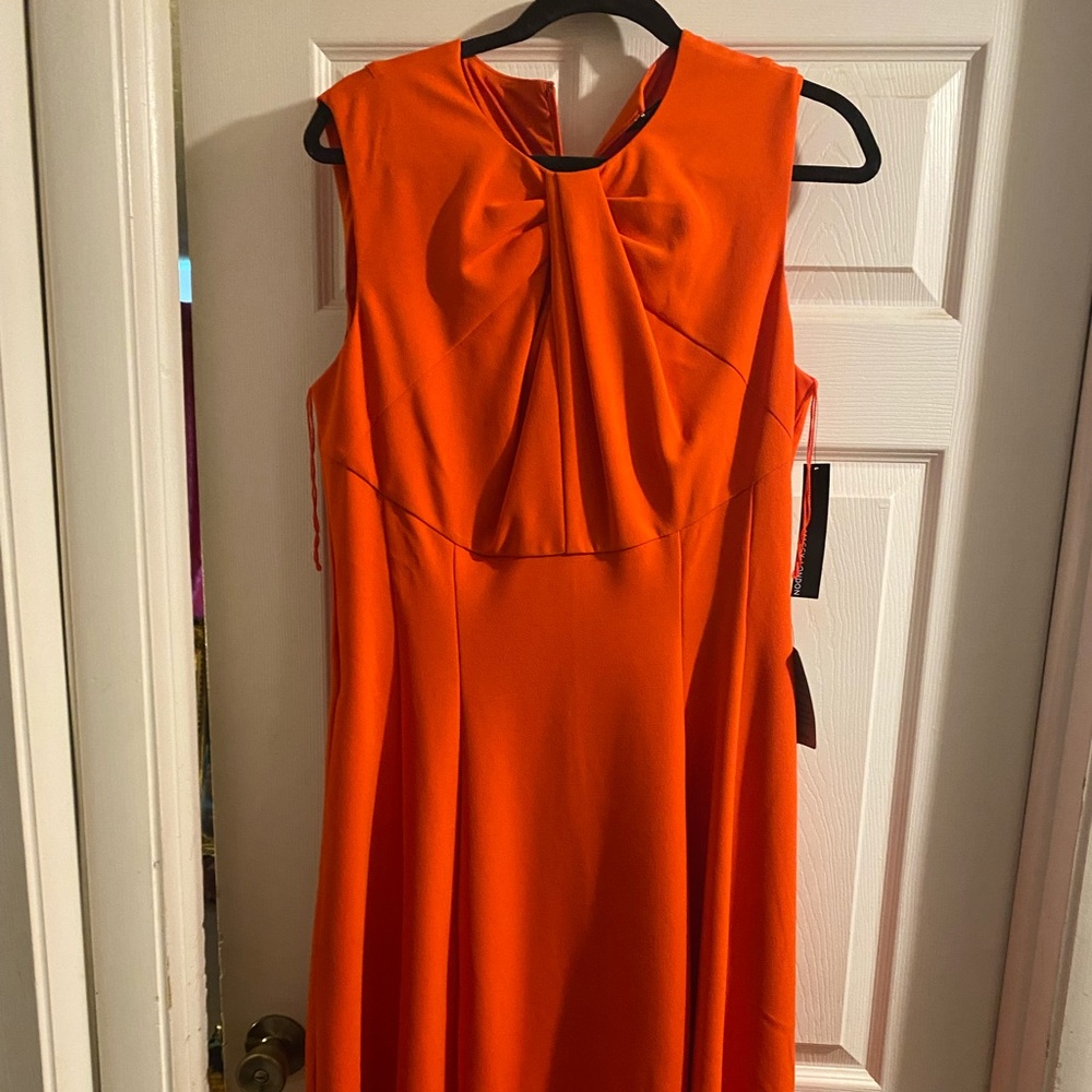 Maggy London Draped Bodice A-Line Dress. Size 12.